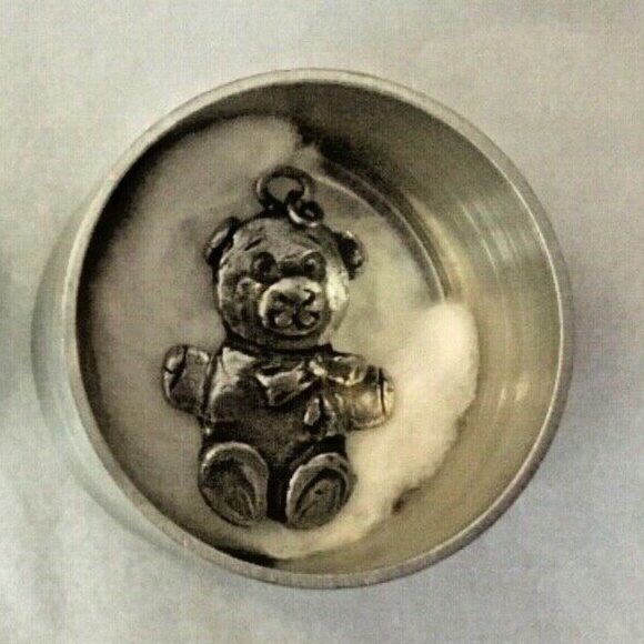 Vintage Seagull Fine Pewter Teddy Bear Necklace Charm & Trinket Tin NS Canada - Picture 3 of 7